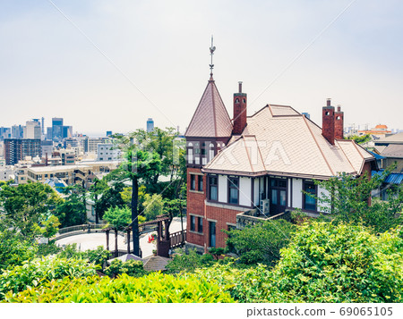House of the weatherfucker and the streets of Kobe House of the weatherfucker and the streets of Kobe 69065105