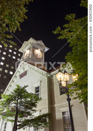 札幌鐘樓夜景，夏天 69065900