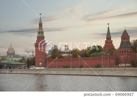 Kremlin and Red Square in Moscow. 69066987