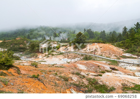 秋田縣/ Goseikake自然研究路(可以觀察極為罕見的泥火山的自然觀察人行道) 秋田縣/ Goseikake自然研究路(可以觀察極為罕見的泥火山的自然觀察人行道) 69068258