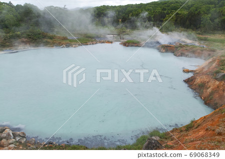 Akita Prefecture / Goseikake Nature Research Road Oyunuma (Nature observation walking path where you can observe extremely rare mud volcanoes) Akita Prefecture / Goseikake Nature Research Road Oyunuma (Nature observation walking path where you can observe extremely rare mud volcanoes) 69068349