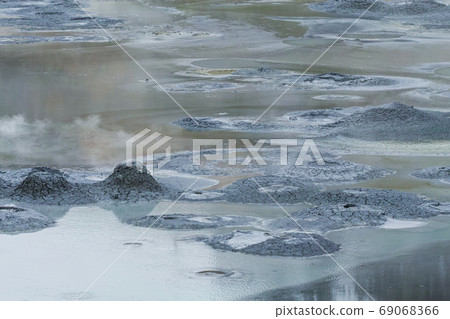 Akita Prefecture / Goseikake Nature Research Road Oyunuma (Nature observation walking path where you can observe extremely rare mud volcanoes) 69068366