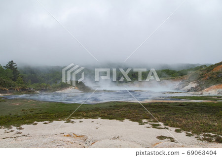 秋田縣/ Goseikake自然研究路大湯沼(可以觀察極為罕見的泥火山的自然觀察步道) 秋田縣/ Goseikake自然研究路大湯沼(可以觀察極為罕見的泥火山的自然觀察步道) 69068404