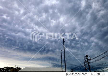 Breast cloud 69070112