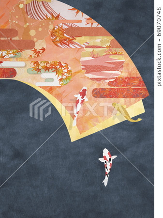 A Japanese painting that feels autumn on fan-shaped Japanese paper A Japanese painting that feels autumn on fan-shaped Japanese paper 69070748