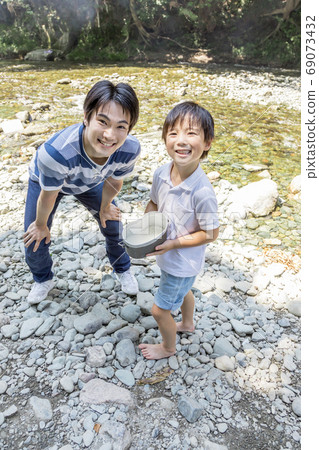 BBQ rice bowl preparation in Kawahara 69073432