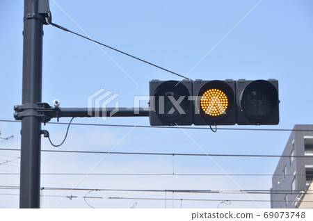 Yellow traffic light (South Exit of JR Kunitachi Station / Kunitachi City, Tokyo) 69073748