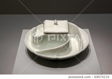 National Museum of Korea 69074210