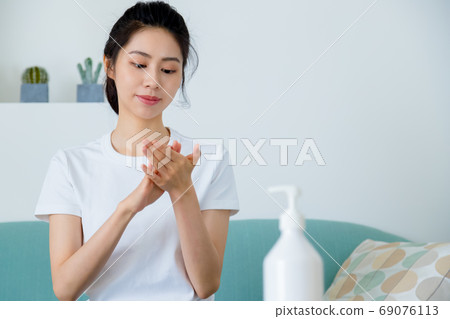 Beautiful Yusu Women's Sake Disinfectant Hand 69076113