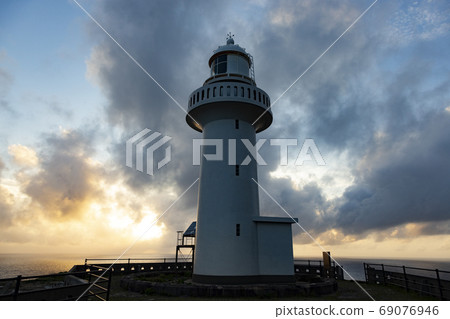 大崎崎燈塔的五島群島夜景 大崎崎燈塔的五島群島夜景 69076946