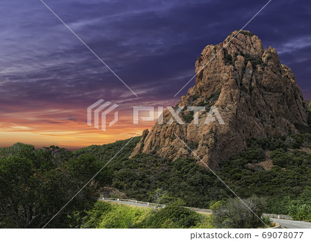 Orange rock Esterel Massif in Provence, France Orange rock Esterel Massif in Provence, France 69078077