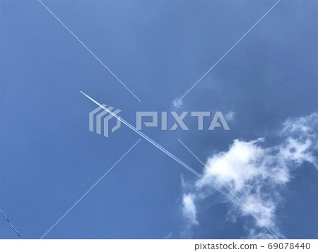 夏天的天空禁閉 夏天的天空禁閉 69078440