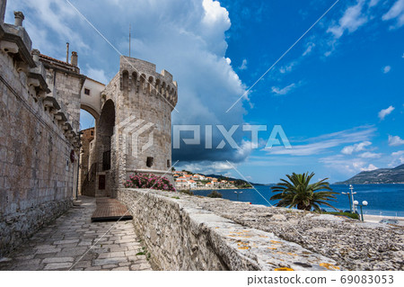 Tower Kanavelic known as Bokar or Barbarigo Tower in Korcula, Croatia Tower Kanavelic known as Bokar or Barbarigo Tower in Korcula, Croatia 69083053