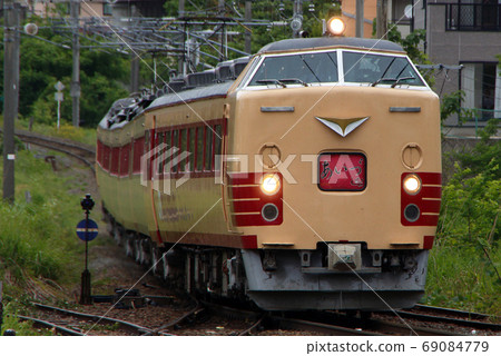 Banetsu West Line: Rapid Aizu (train 485) Banetsu West Line: Rapid Aizu (train 485) 69084779