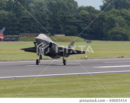 美國海軍陸戰隊F-35B閃電Ⅱ著陸 69085414