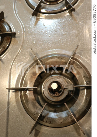 Burnt gas table 69085770