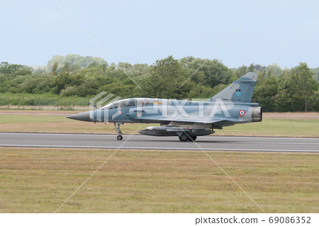 French Air Force fighter Mirage 2000 landing French Air Force fighter Mirage 2000 landing 69086352