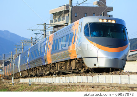 8000系列特快“Shiokaze”“Ishizuchi”（JR四國） 69087078