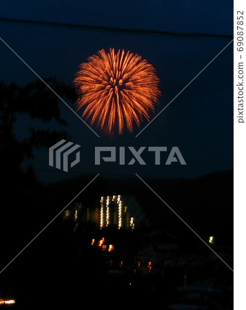 Fireworks 69087852