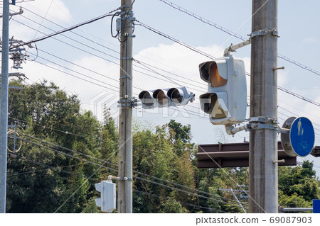 Traffic lights at the intersection Horizontal composition 69087903