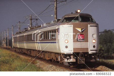 JR West Japan Series 183 Limited Express Barefoot 69088322