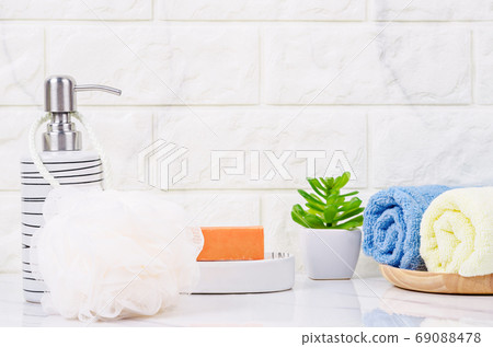 Set of eramic pump bottle for liquid soap or shampoo with herbal 69088478