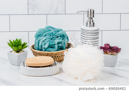 Set of eramic pump bottle for liquid soap or shampoo with herbal Set of eramic pump bottle for liquid soap or shampoo with herbal 69088481