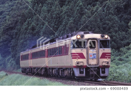 JR West Kiha 181 Series Limited Express 69088489