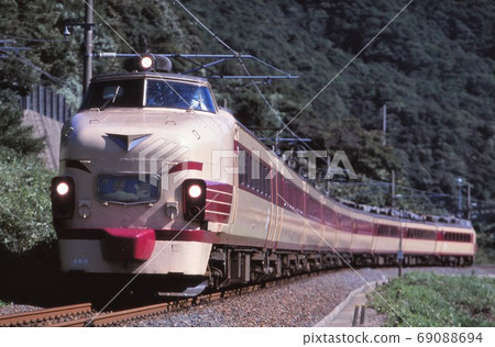 JR West Japan Series 485 Limited Express Thunderbird 69088694