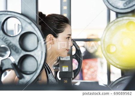 Gym training for women 69089562