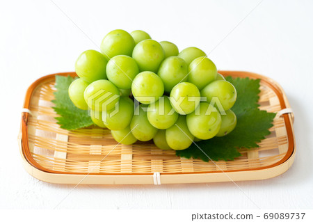 Shine Muscat 69089737