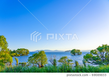 Lake Biwa, Shiga Prefecture, Hubei scenery Lake Biwa, Shiga Prefecture, Hubei scenery 69089833