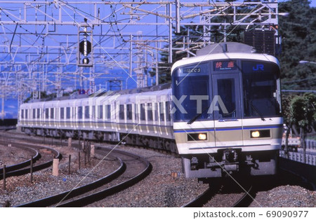JR West 221 Series Rapid 69090977