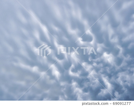 Breast cloud 69091277