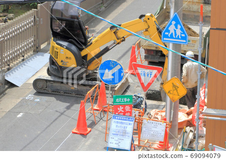 Gas construction Gas construction 69094079