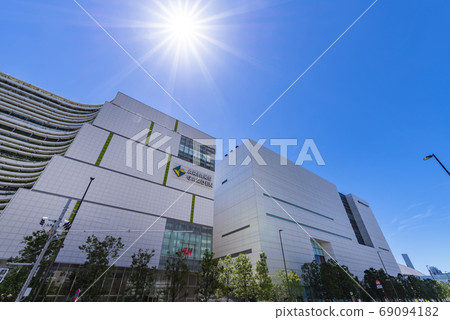 Ariake Garden Building Ariake Garden Building 69094182