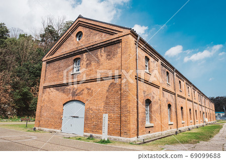 Maizuru's red brick warehouse 69099688