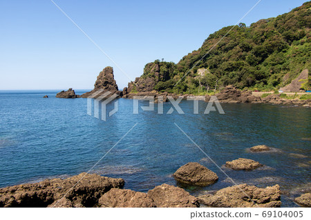 越前海岸在夏天。 (福井縣) 越前海岸在夏天。 (福井縣) 69104005