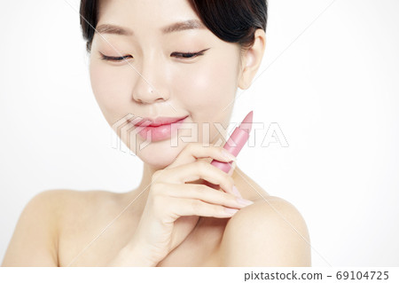 美麗，年輕的女人 69104725