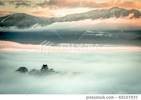 Castle in the sky Echizen Ono Castle Castle in the sky Echizen Ono Castle 69107935