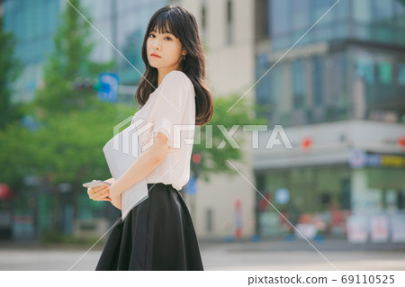 職業女性商務上班族 職業女性商務上班族 69110525