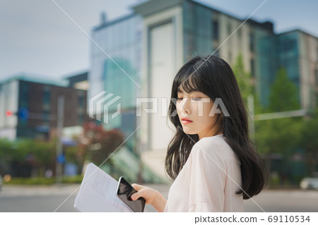 Career Woman Business Office Worker 69110534