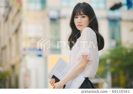 職業女性商務上班族 職業女性商務上班族 69110561