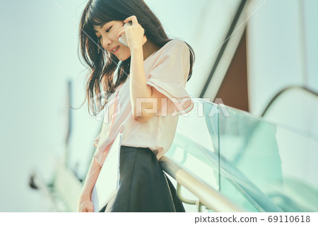 career woman business office worker 69110618
