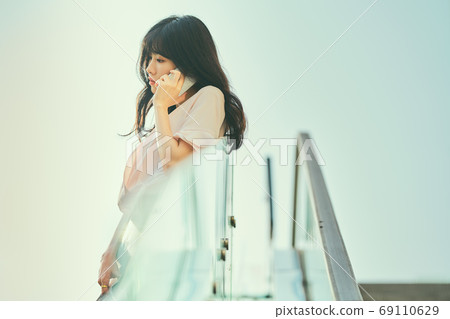 職業女性商務辦公室工作人員 職業女性商務辦公室工作人員 69110629