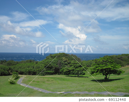 Beautiful landscape around Cape Eluanbi 69112448