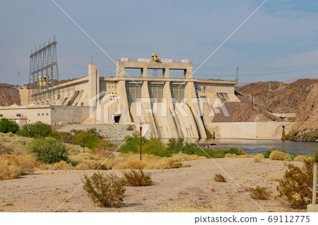 Sunny view of the Davis Dam Sunny view of the Davis Dam 69112775