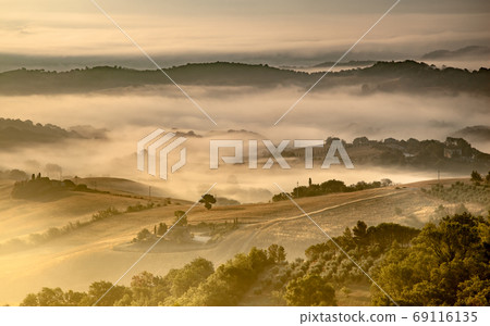 Tuscan Countryside on Foggy Morning Tuscan Countryside on Foggy Morning 69116135