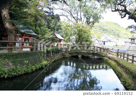 Stream in Kagoshima Shrine Stream in Kagoshima Shrine 69119152