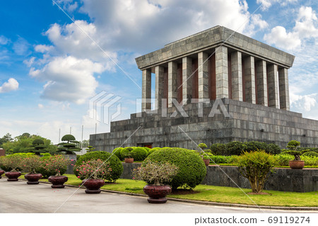 Ho Chi Minh Mausoleum in Hanoi, Vietnam Ho Chi Minh Mausoleum in Hanoi, Vietnam 69119274